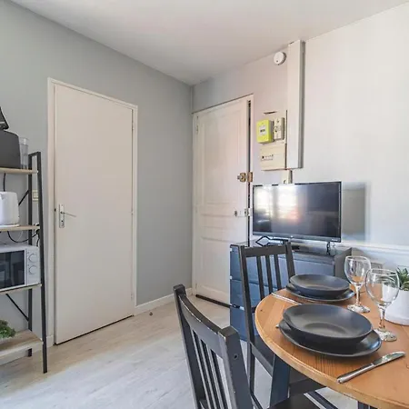 Colbert 541 Hypercentre - Ideal Couple & Pro - Wifi Debit - Gare, Cathedrale, Commerces, Restaurants & Transports En Commun A Moins De 10 Minutes A Pied Appartement